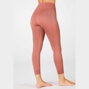 Fabletics Women's High Waisted Seamless Rib 7/8 M